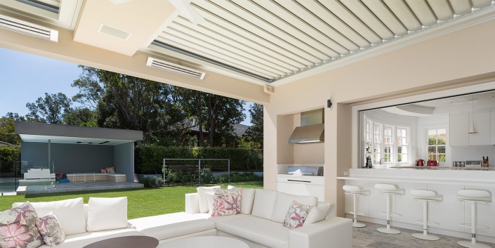 Vergola - Outdoor living with the ultimate roof system